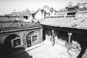 晋中师家大院